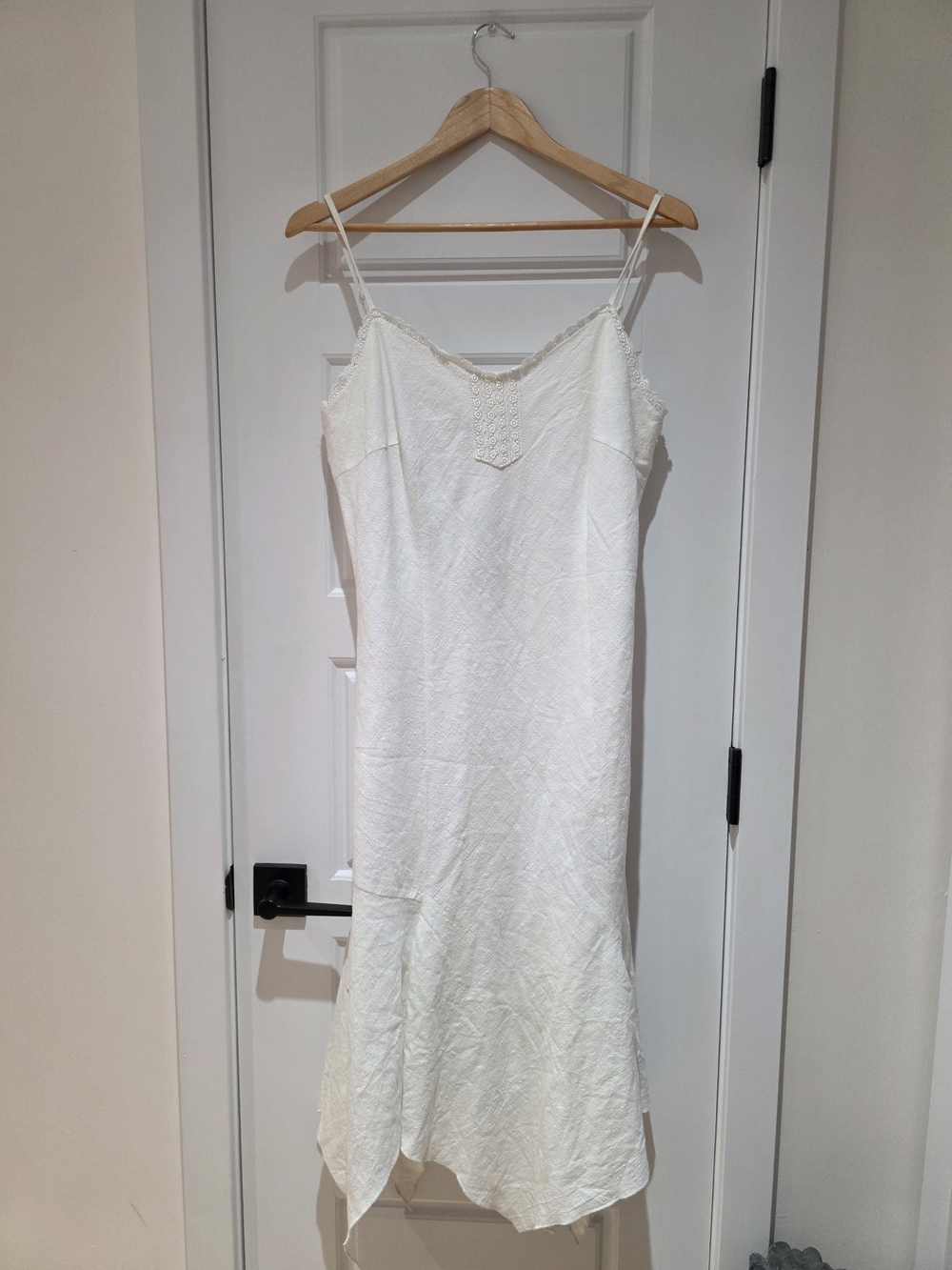 BGN&Co. White Button-Front Casual Shirt Dress